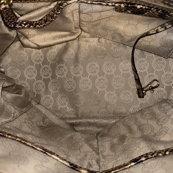 Michael Kors Smythe Khaki Small Dome Snakeskin Embossed Leather Satchel - Picture 10 of 12